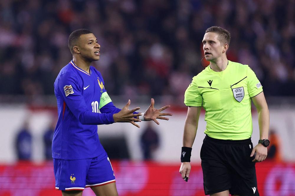 首的背后 首的背后